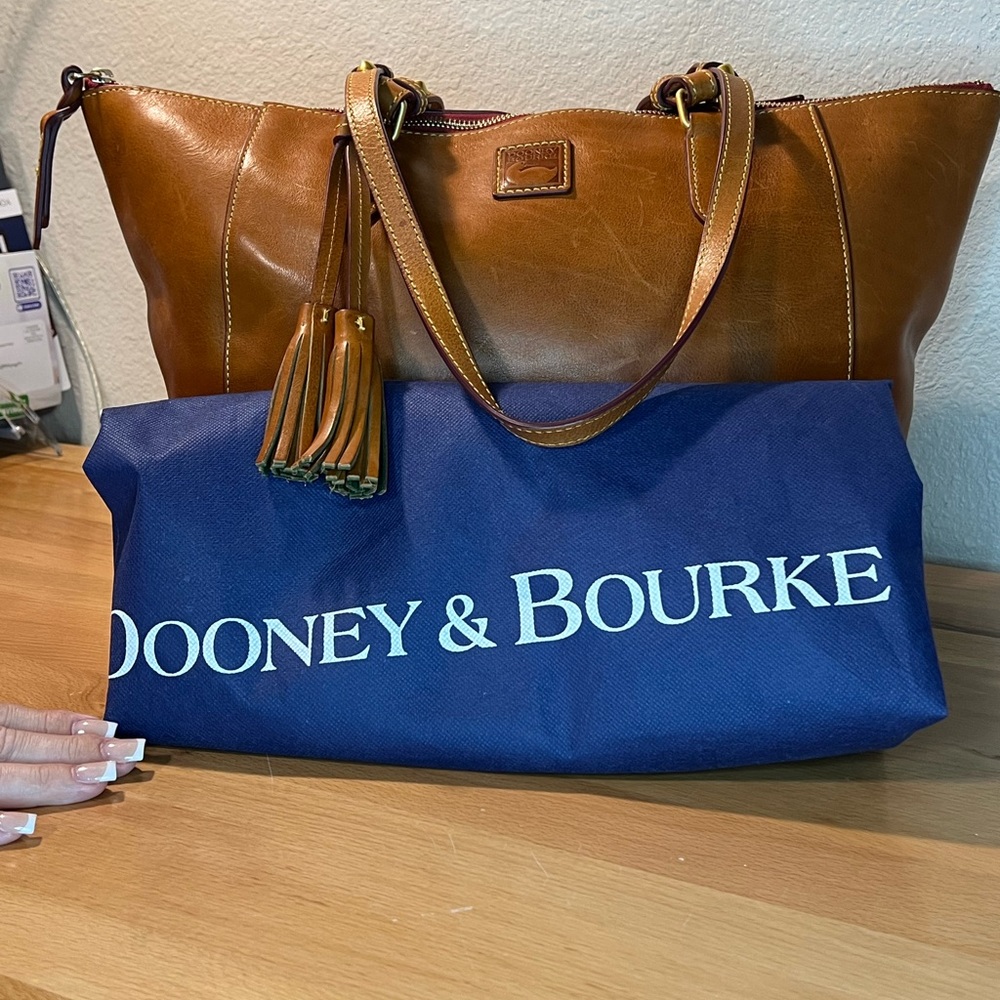 Dooney & Bourke Maxine Tote